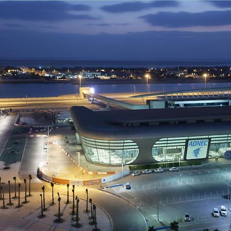 Premier Inn Abu Dhabi Capital Centre Exterior photo